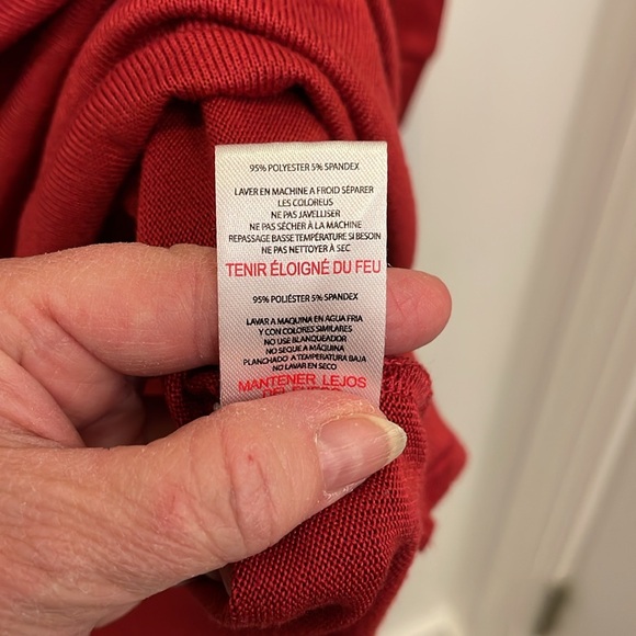 Rae Dunn Womens Merry Sleep Shirt Red Red Long Sleeve Christmas Sz M - Picture 4 of 5